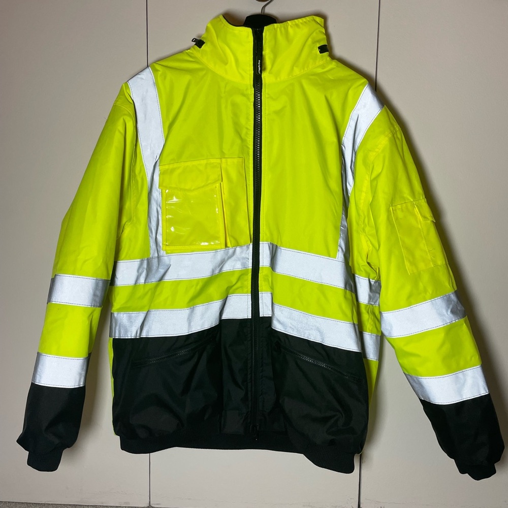 Refrigiwear HiVis Waterproof Bomber Jacket
Size XL
Never worn